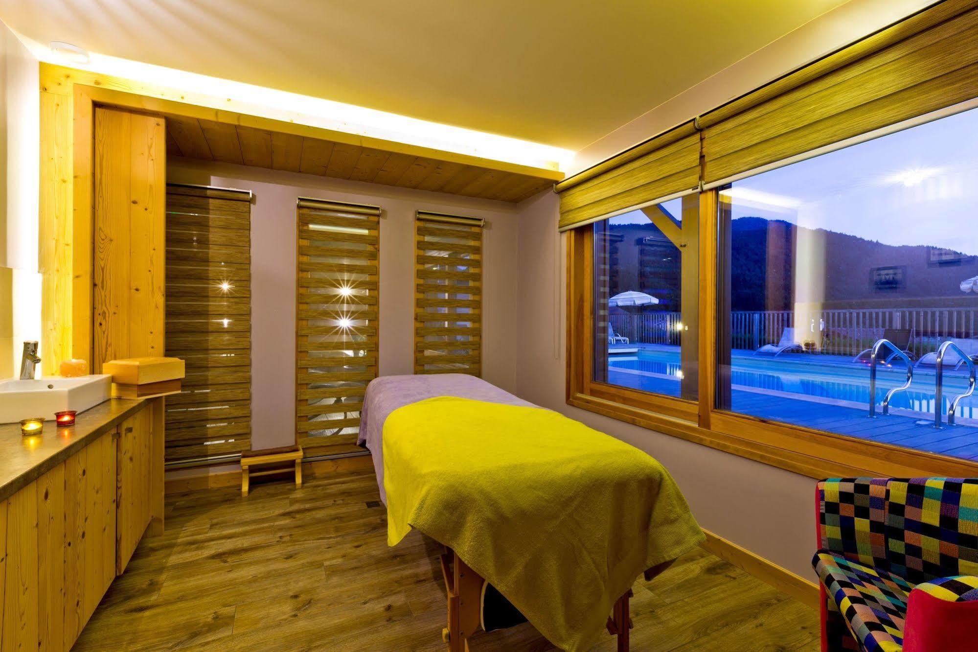 Logis Hotel & Spa Beau-Site Saint-Jean-de-Sixt Exterior photo